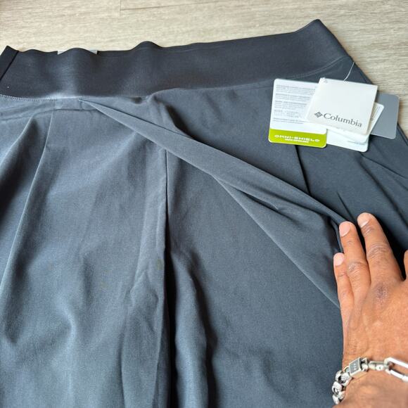 Columbia Omni Shield Womens Capri Pants L Black Adera Relaxed Faux Wrap NWT - Picture 13 of 13